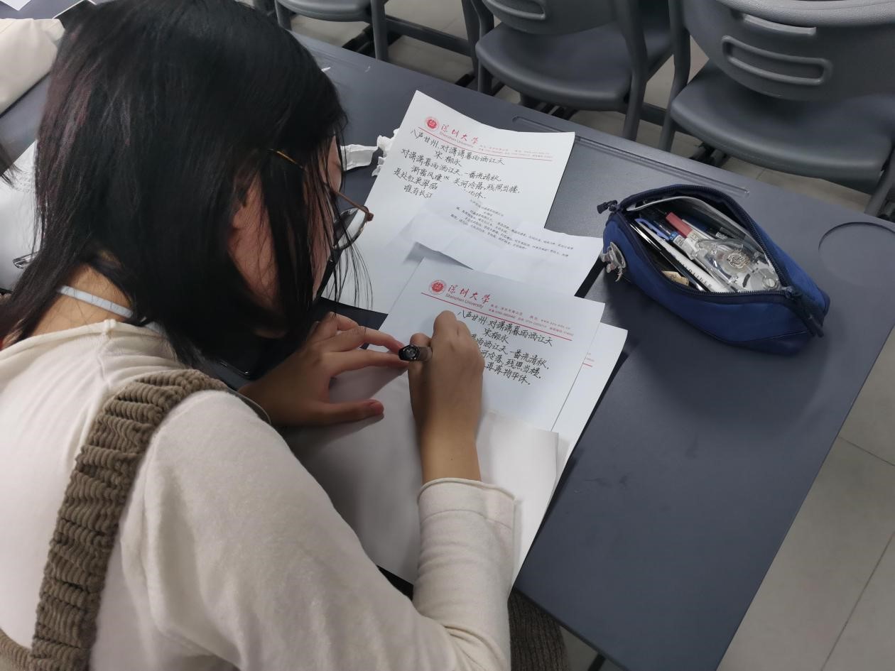 图片3.jpg 图片3.jpg