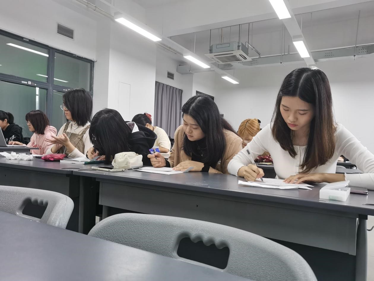 图片2.jpg 图片2.jpg